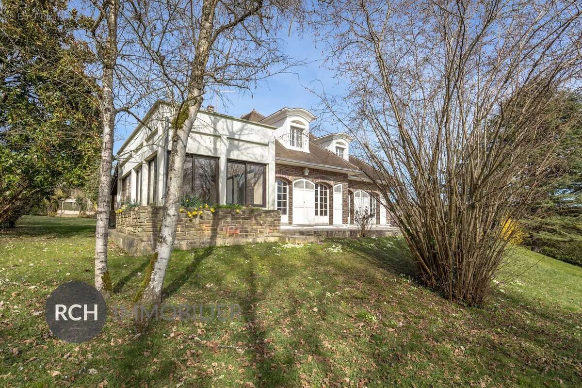 Maison à MEZY-SUR-SEINE