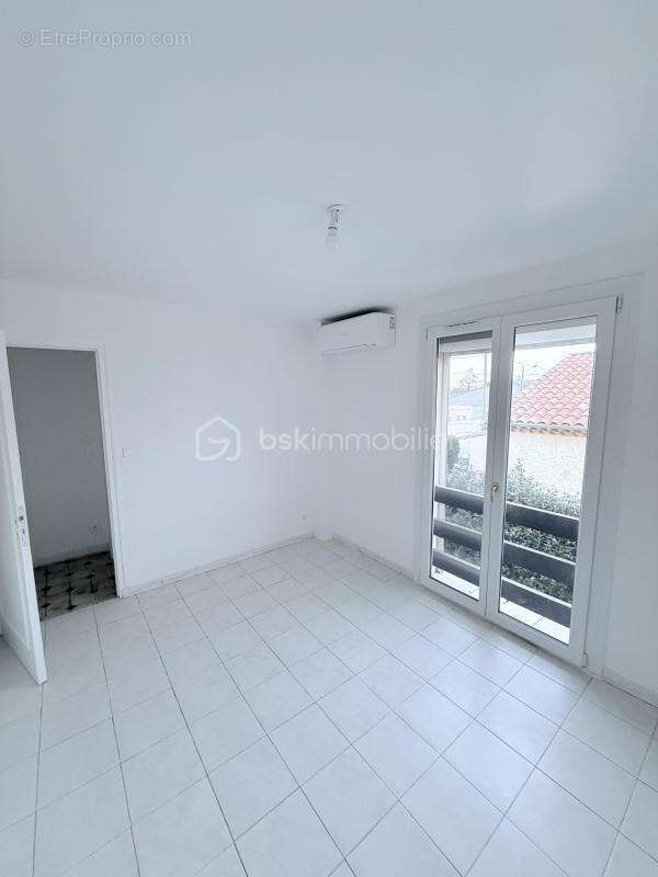 Maison à CHATEAUNEUF-LES-MARTIGUES