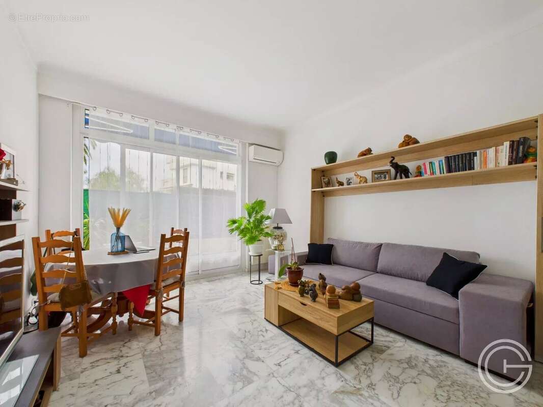 Appartement RDC - 3 pièces 65m² - Terrasse Parking Cave - Av de la Lanterne - NICE - photo 2