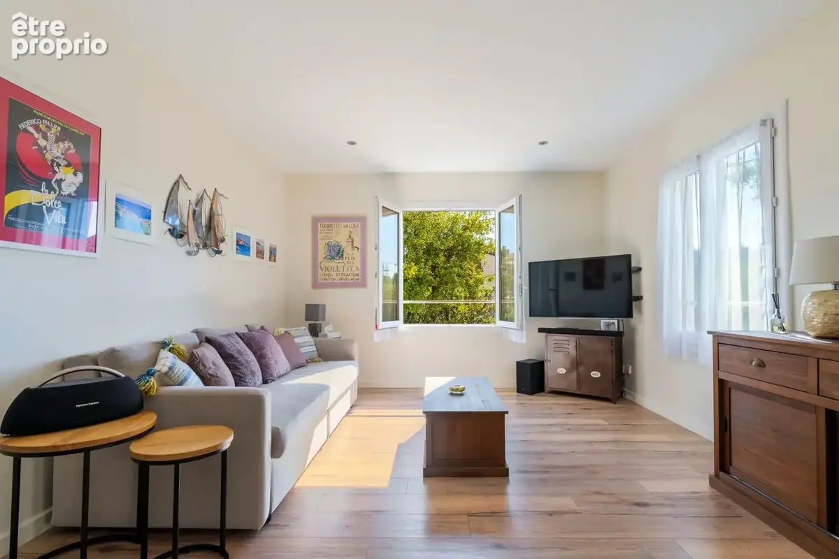 Vence – Villa à pied du centre avec permis purgé pour 319 m² de surface de plancher - photo 8