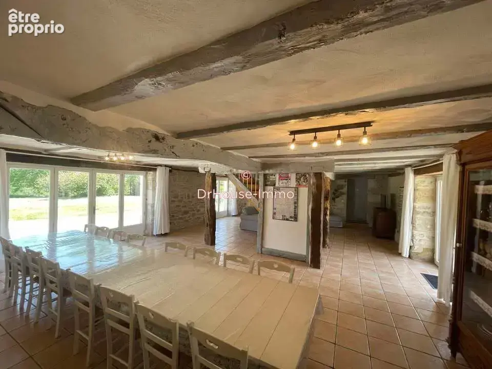 Maison 400 m² à Martel  - photo 6