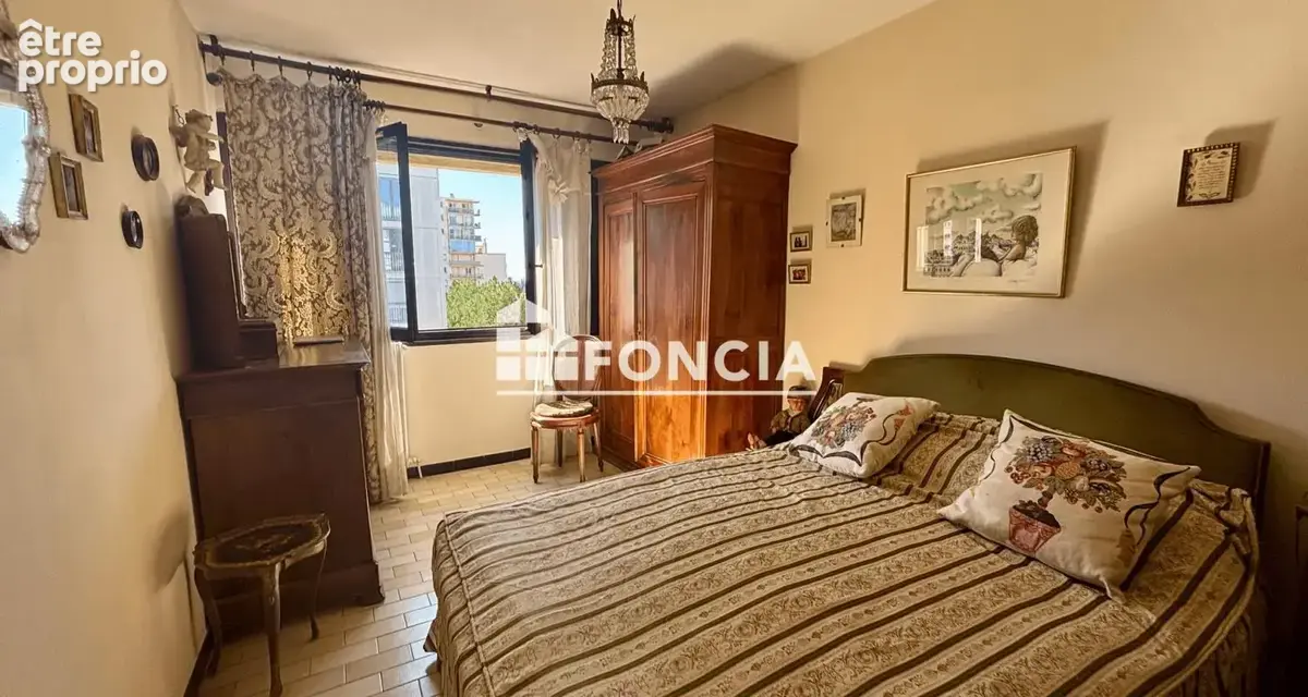 Montpellier – grand t2 + terrasse + parking – beau potentiel ! - photo 4