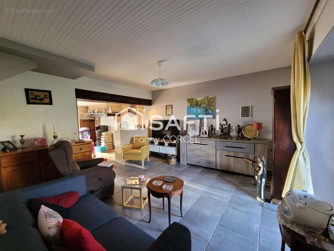 Photo 2 - Maison à MONTIGNY-SUR-AUBE