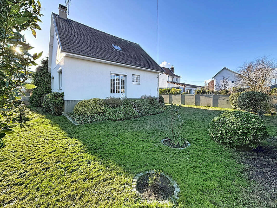 Maison à SOTTEVILLE-LES-ROUEN