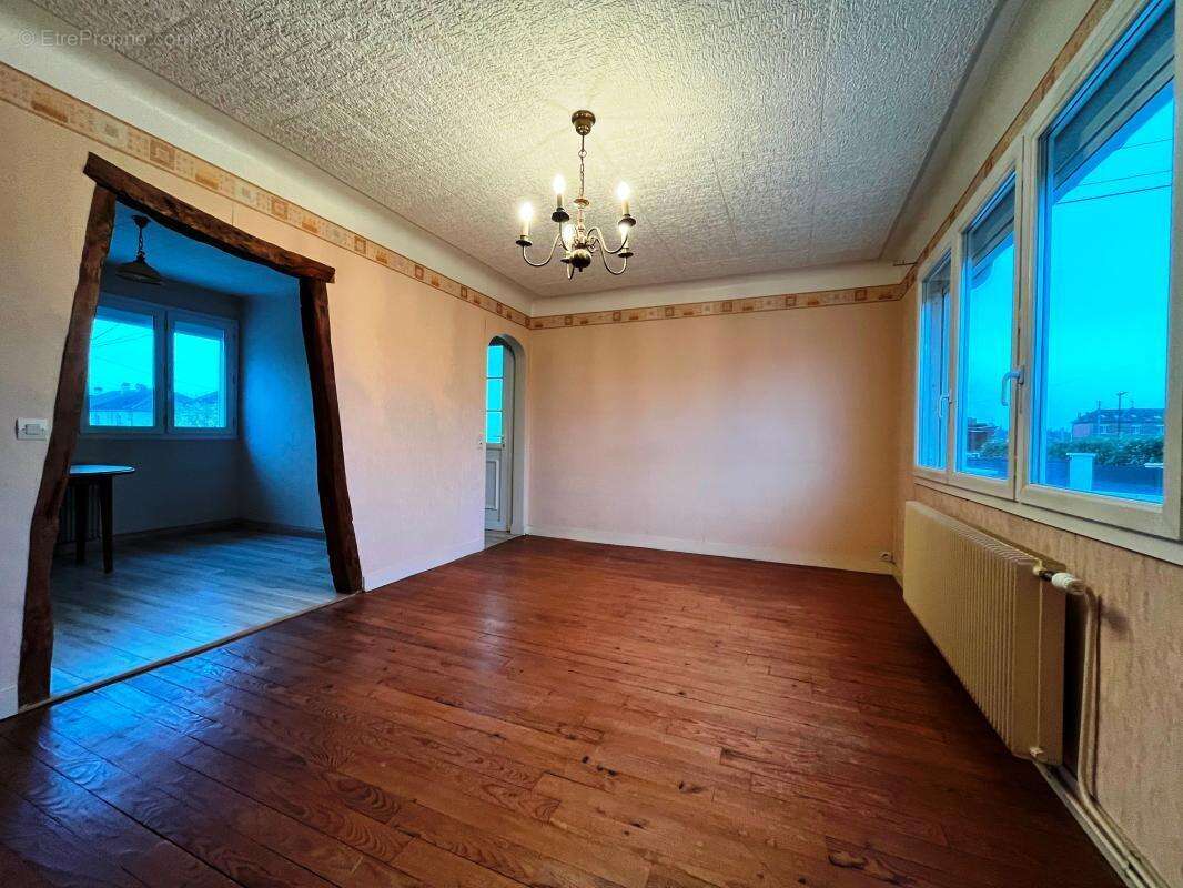 Maison à MARGNY-LES-COMPIEGNE