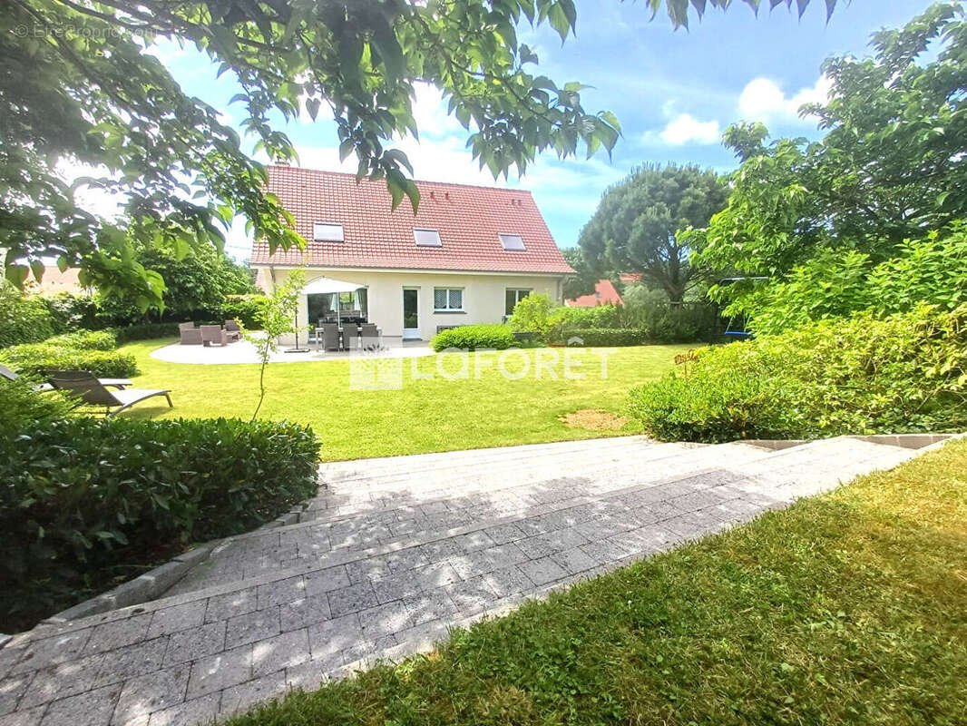 Maison de 148.60 m²  à proximité d'Etaples - photo 4