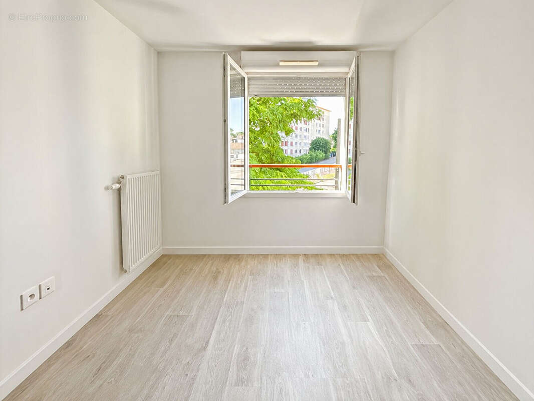 Appartement à MANTES-LA-JOLIE