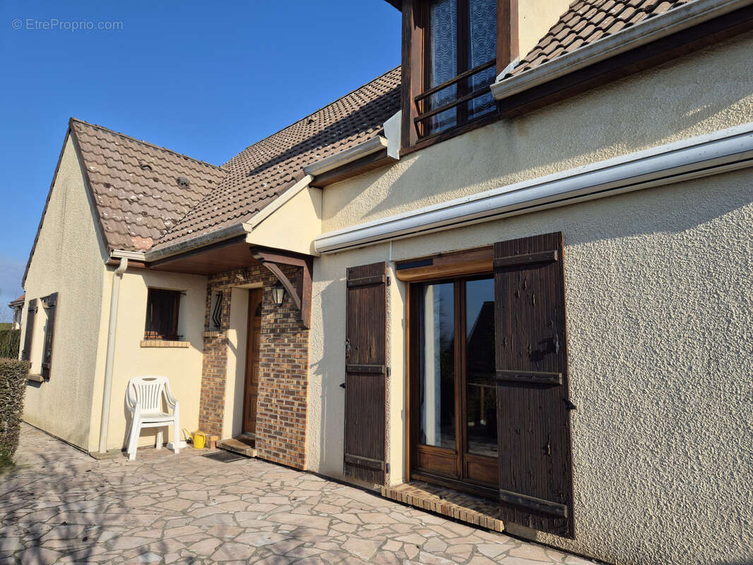 Maison à NEUFCHATEL-EN-BRAY