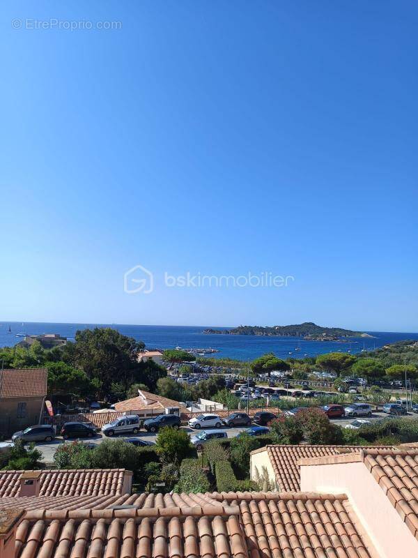 Appartement à HYERES