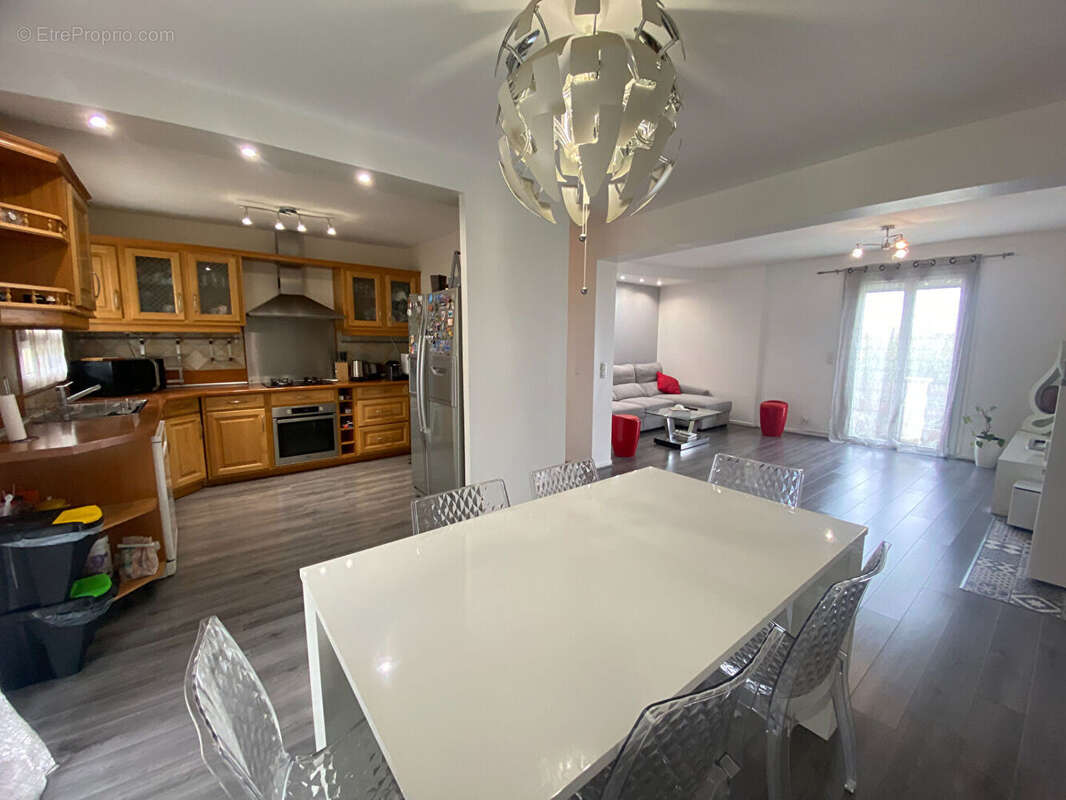 Maison à MITRY-MORY