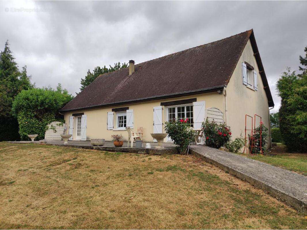 Maison 140 m² à Valframbert  - photo 22