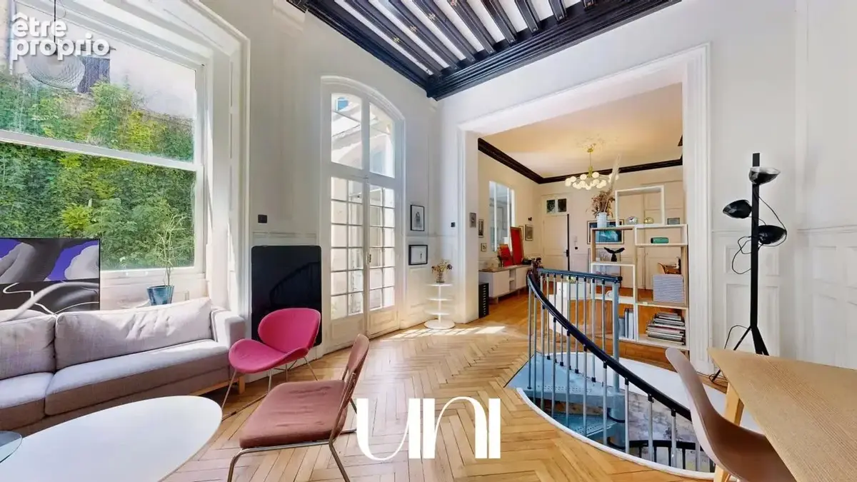 Magnifique loft 4 pièces de 120m2 avec terrasse, centre ancien à Caen - photo 4