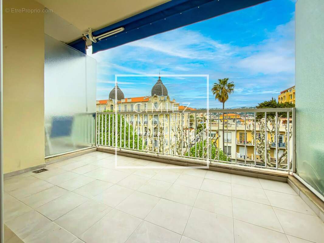 Appartement à NICE