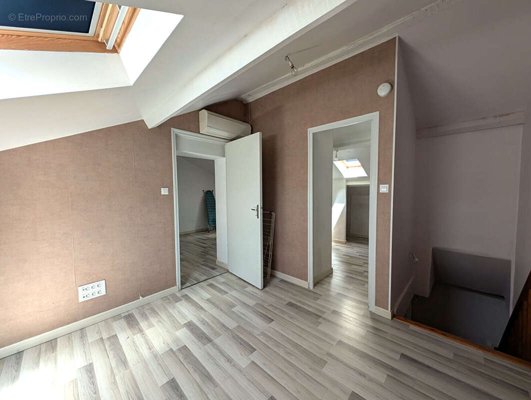 Maison de village, 150 m2 possibles - photo 6