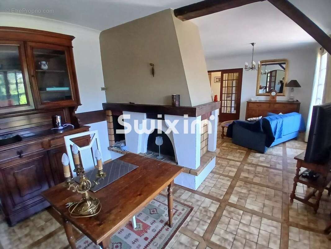 Maison à CHAMPAGNOLE