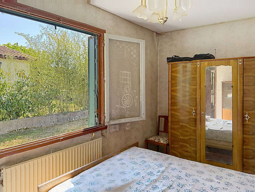 Maison à VILLENAVE-D'ORNON