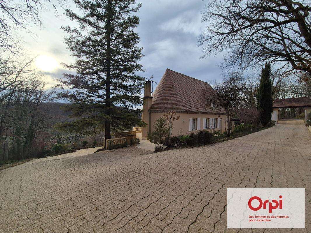 Maison à CONDAT-SUR-VEZERE