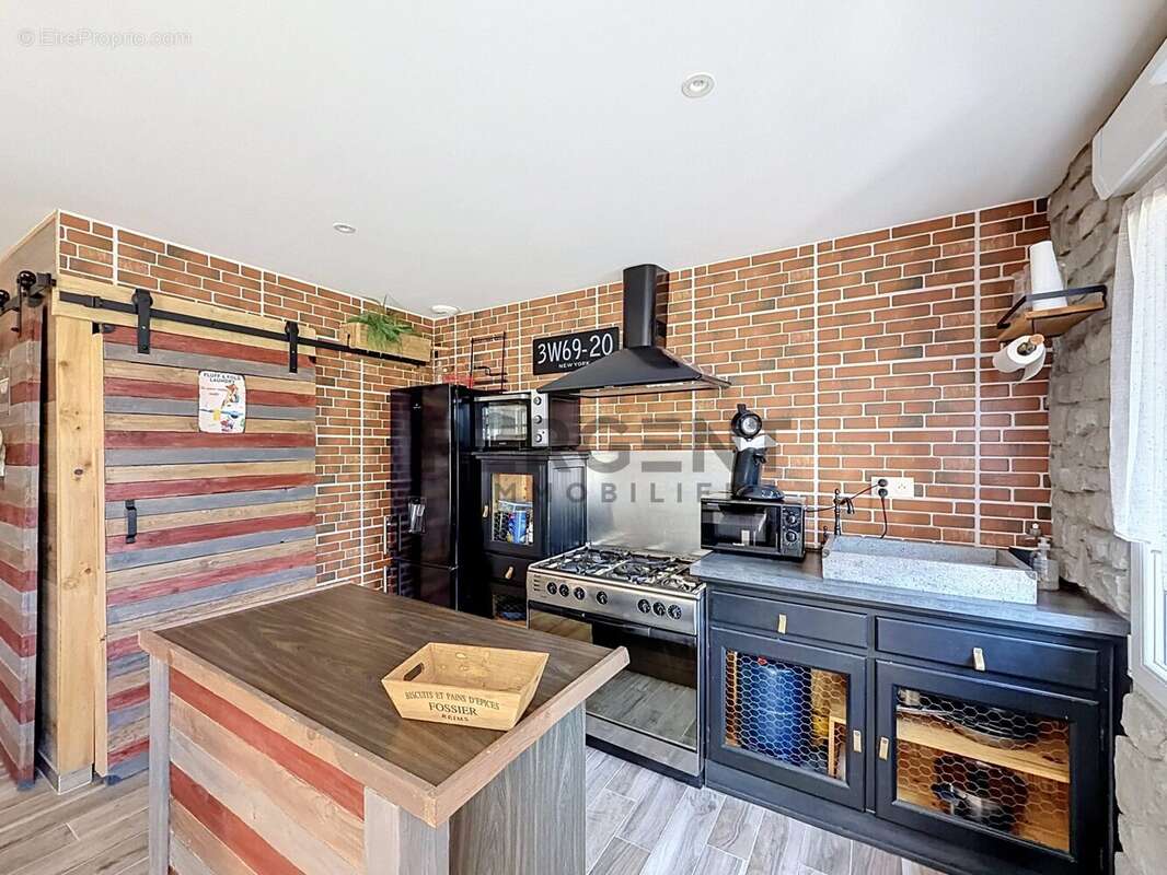 Appartement 208 m² à Bogny-Sur-Meuse  - photo 3