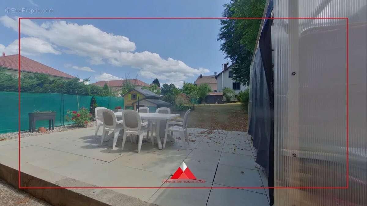 Duplex avec terrain et garage - photo 2