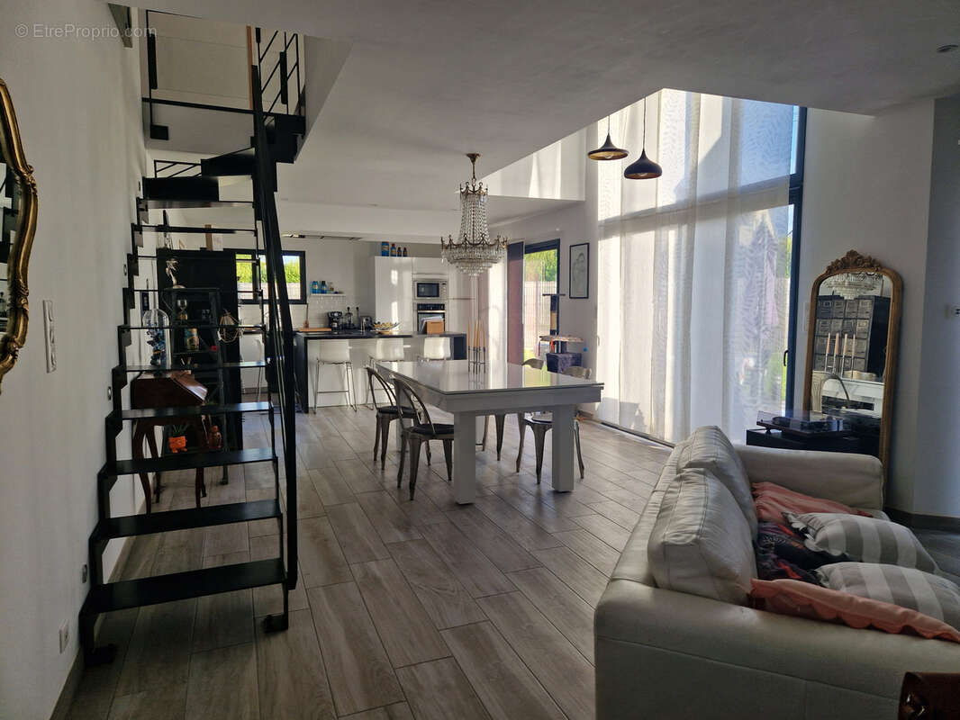 Maison à NOYAL-PONTIVY