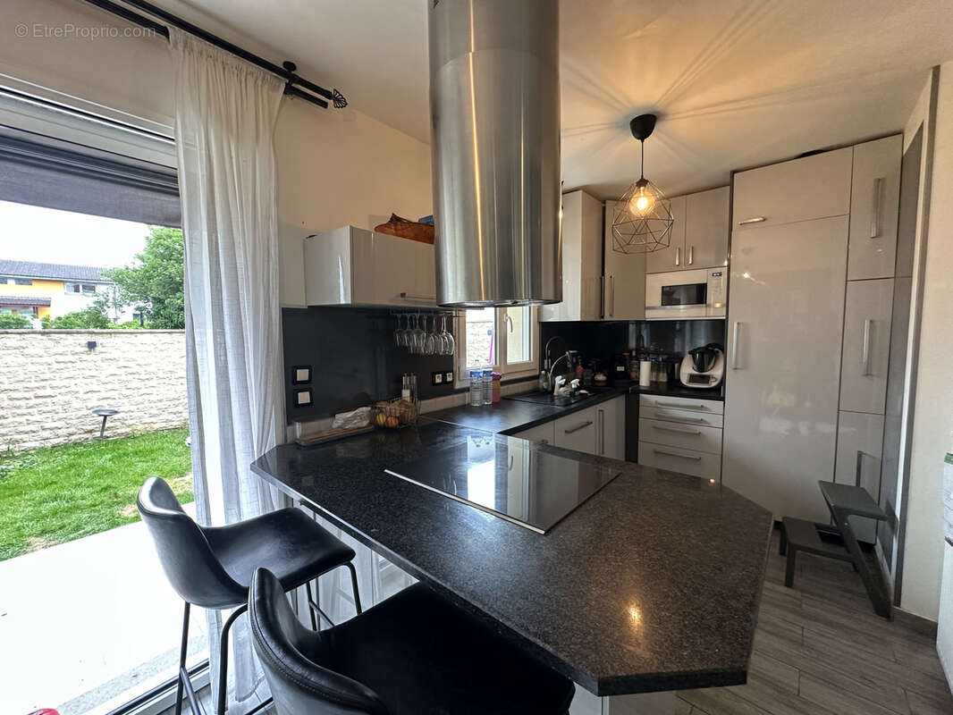 Maison à CHAMPIGNY-SUR-MARNE