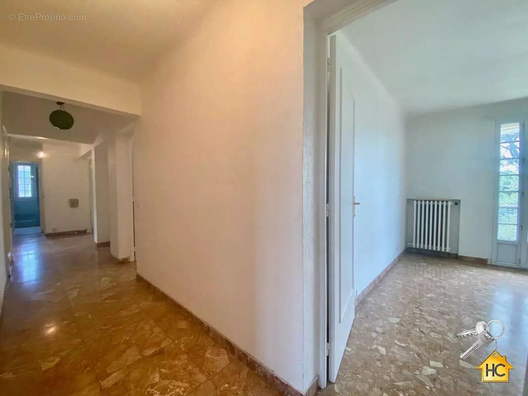 Mougins limite le Cannet Appartement-villa 3850€/m2 avec Jardin 250 m2 - photo 20