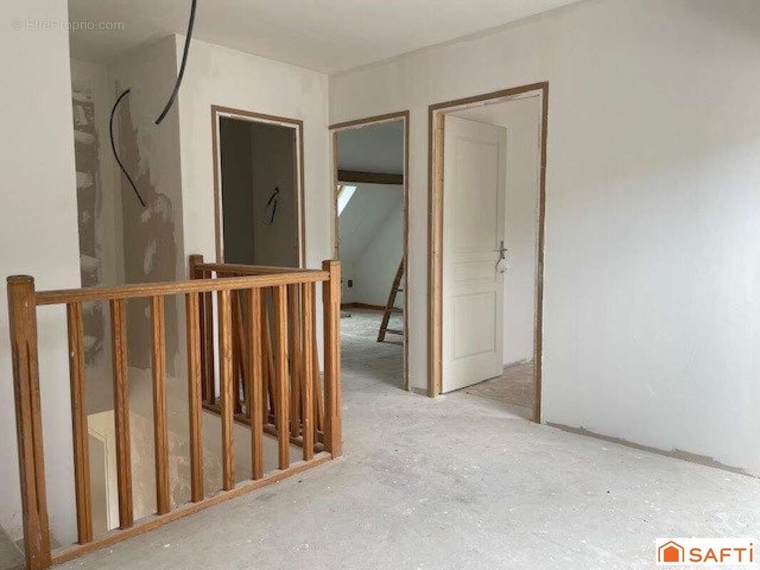 Photo 5 - Maison à CERNY