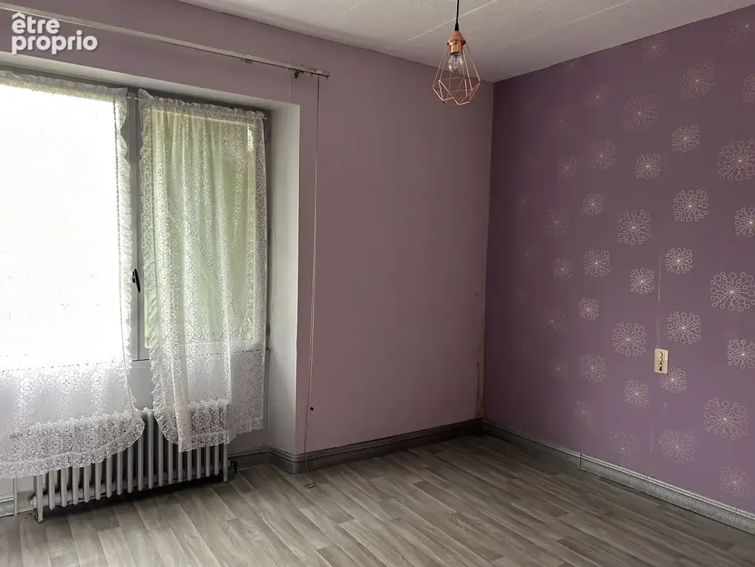 A VENDRE - Maison 3 pièces avec jardin et dépendances à Cuzion - photo 5