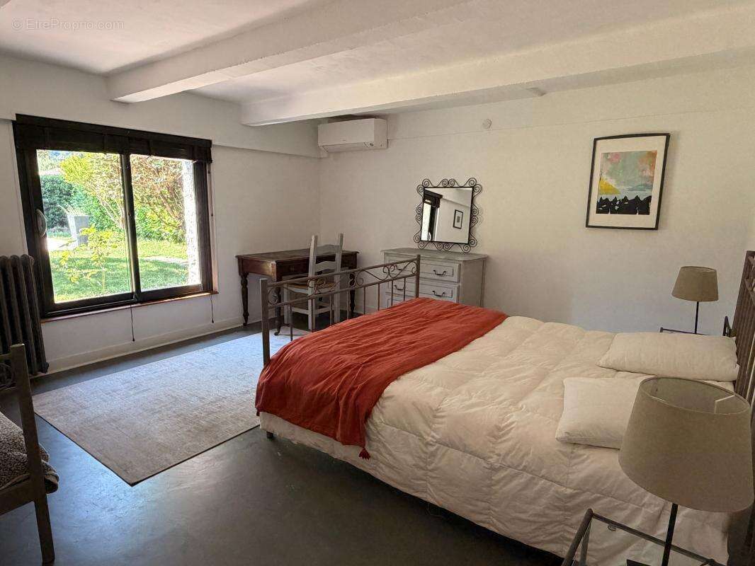 Maison à VAISON-LA-ROMAINE