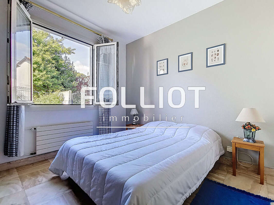 Maison à SAINT-PAIR-SUR-MER