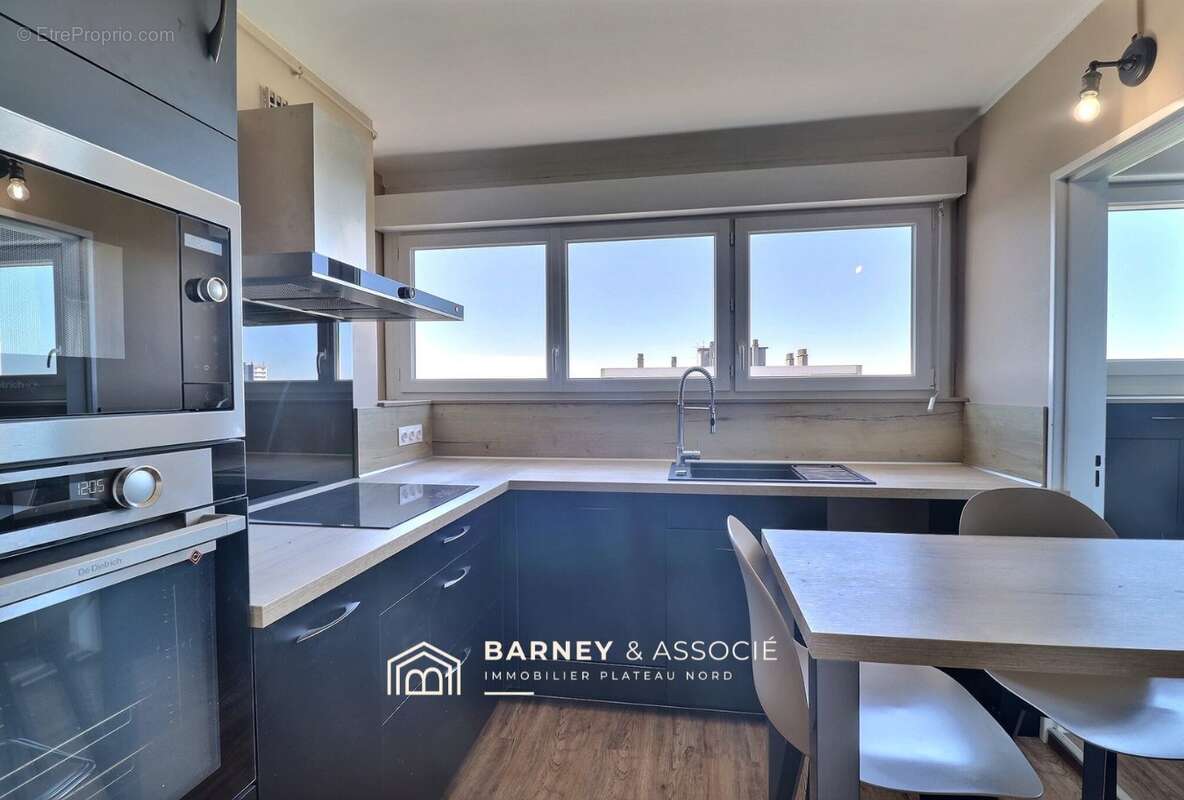 Appartement à MONT-SAINT-AIGNAN