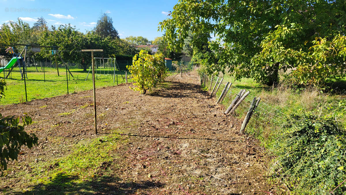 Maison à CEAUX-EN-COUHE