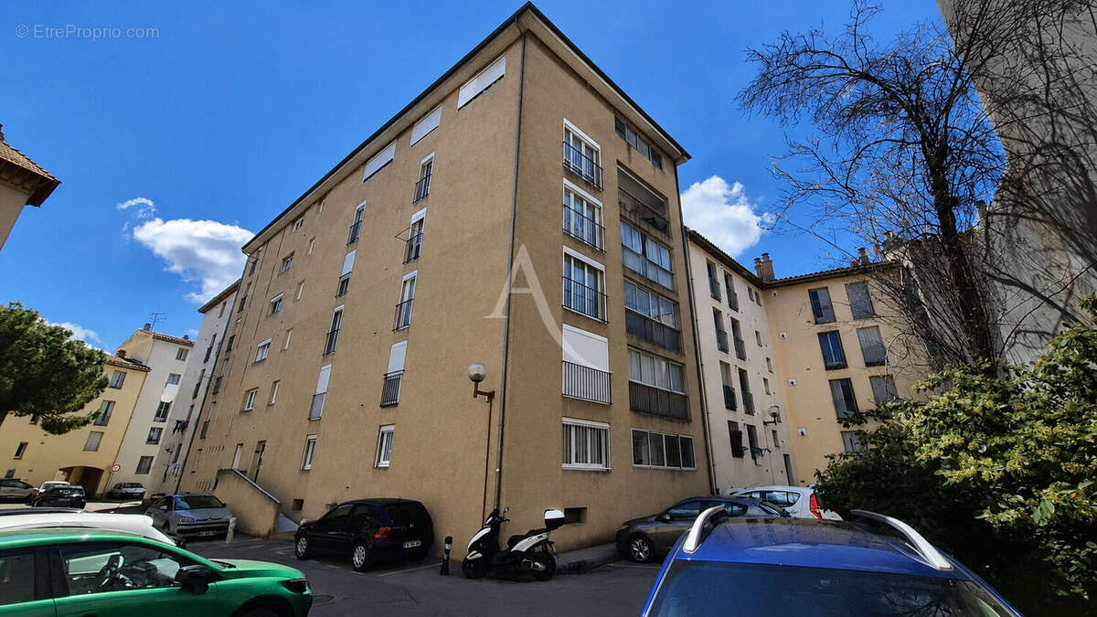 Appartement T3 77m², vue cathédrale, cave - photo 10