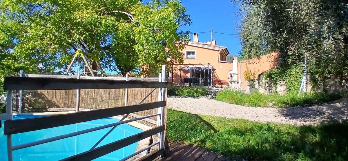 Maison à L&#039;ESCARENE