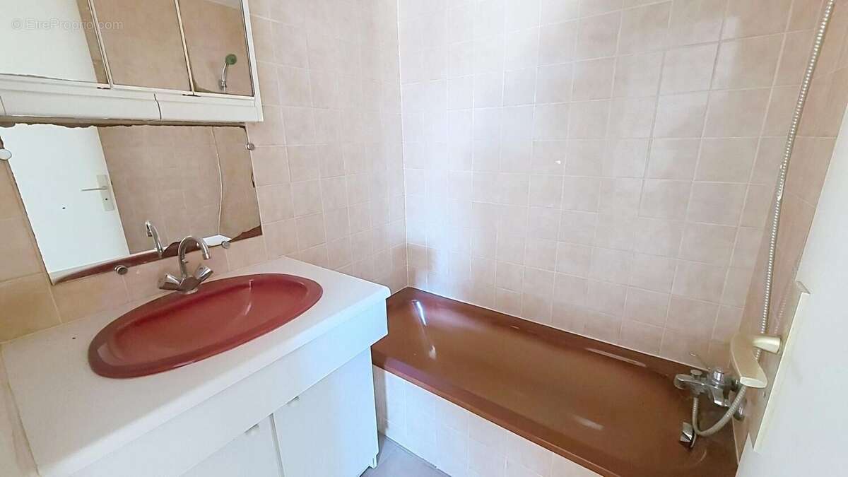 Photo 4 - Appartement à LA VILLE-DU-BOIS