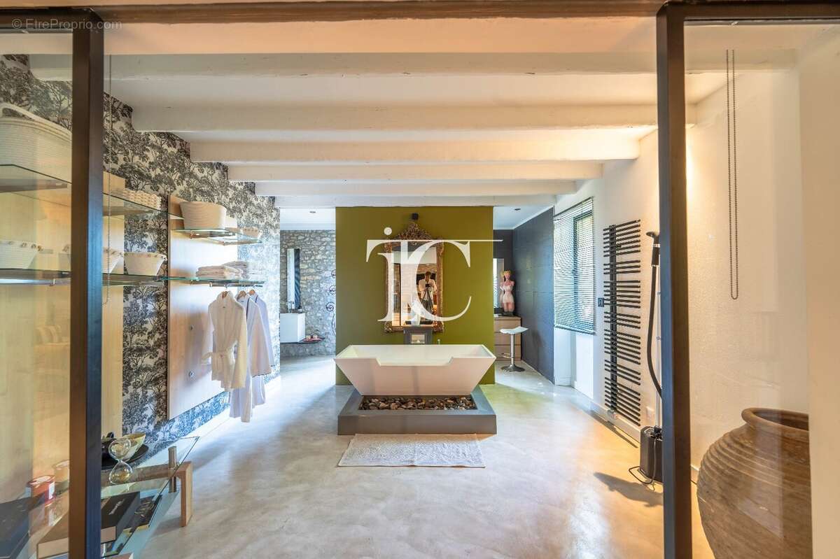 Maison à FLAUX
