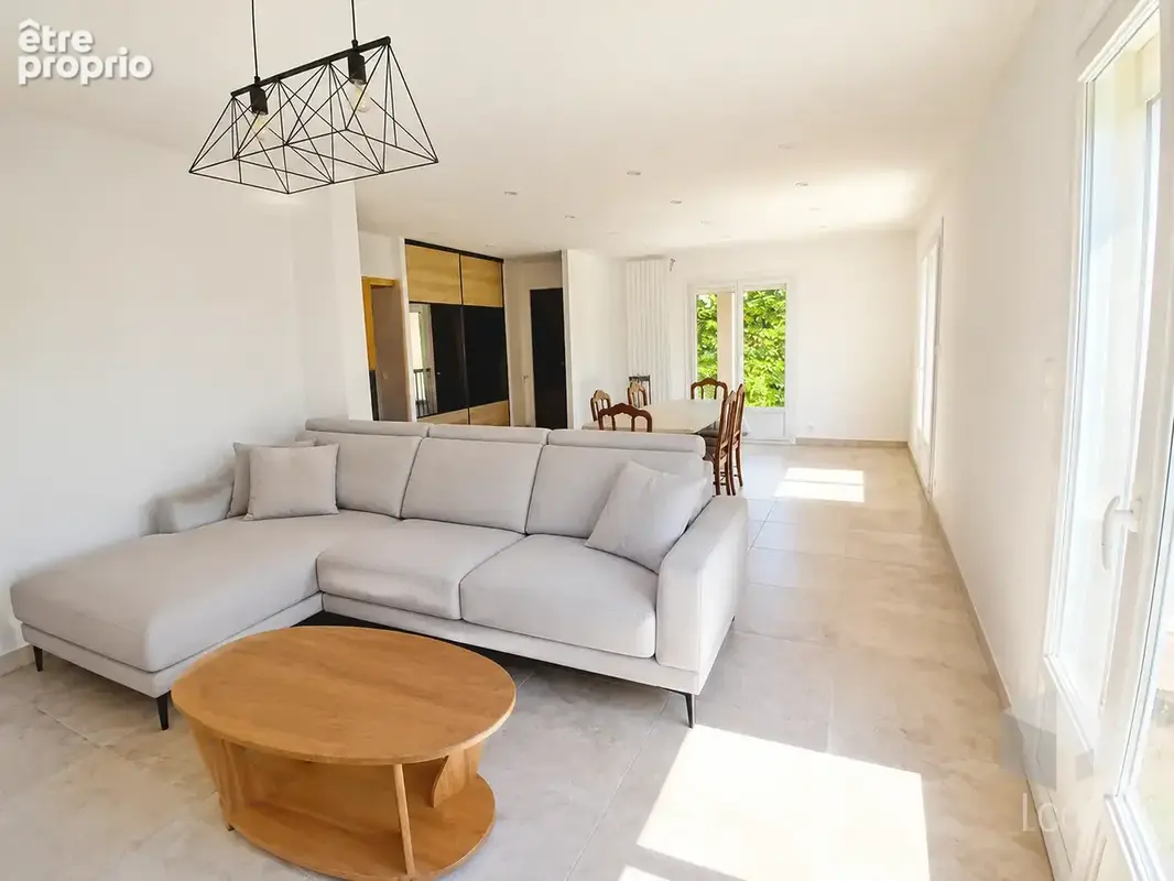 MONTELIMAR, maison de 166 m2, 5 chambres - photo 7