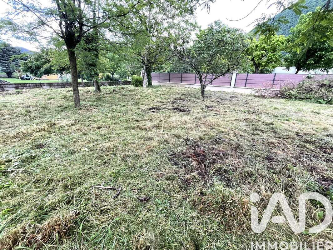 Photo 3 - Terrain à CHAMP-SUR-DRAC