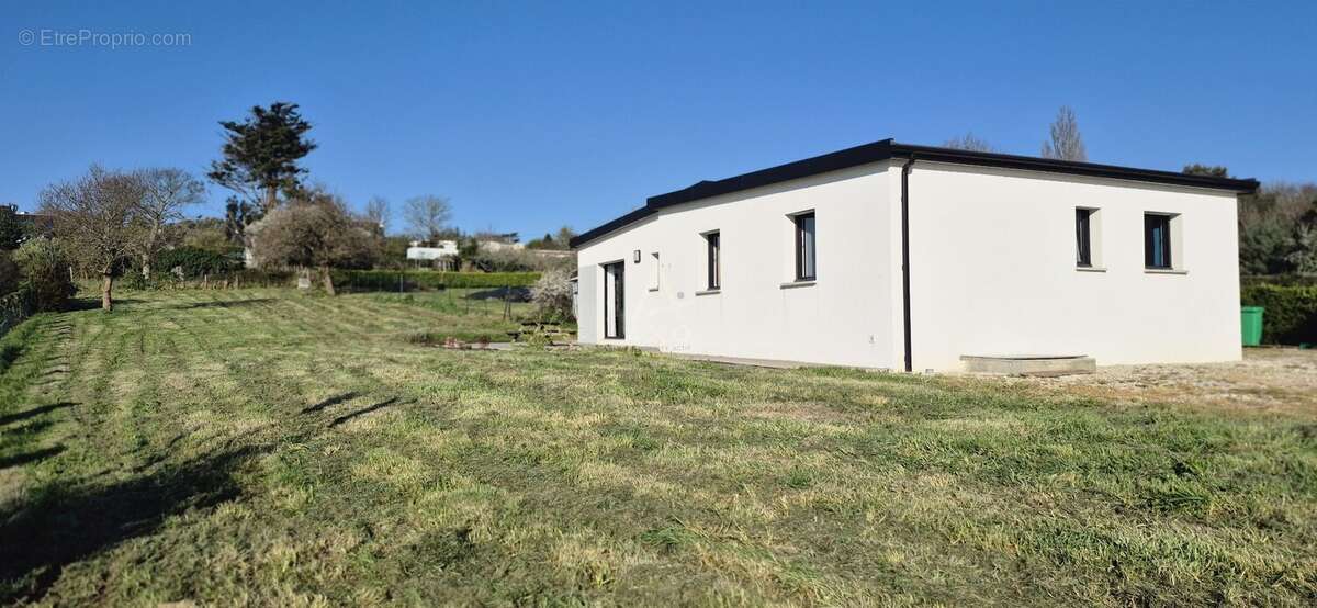 Maison à ROSCANVEL