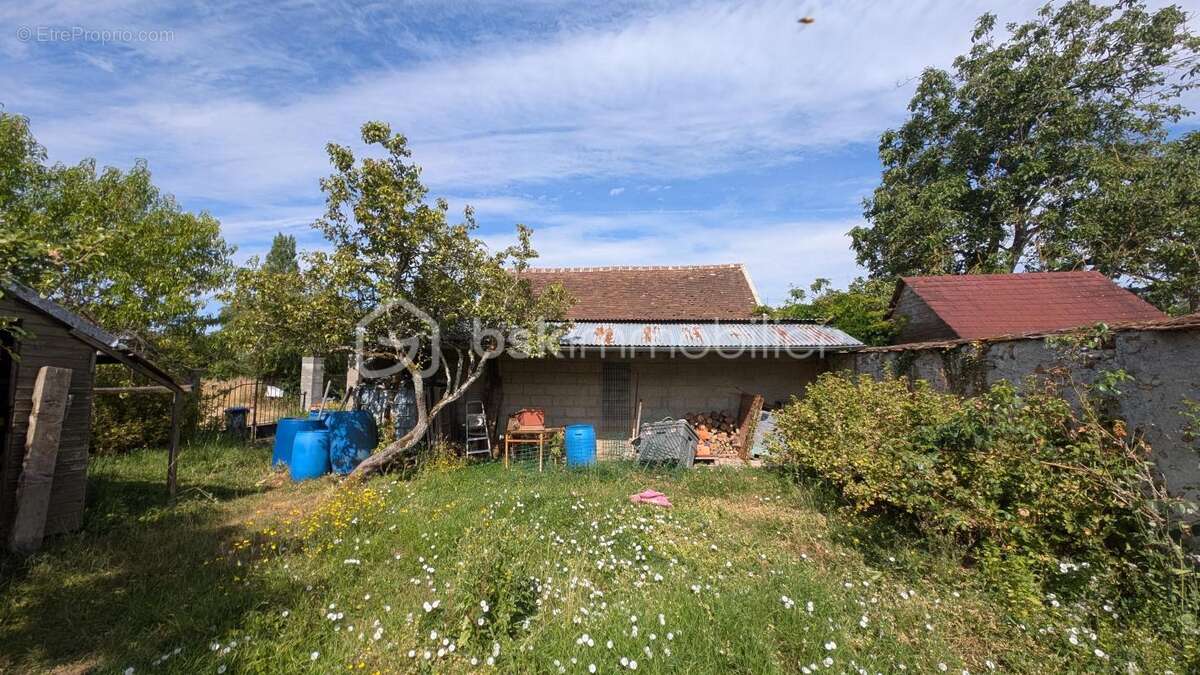 Exclusivité :  Maison rénovée avec grange et terrain constructible en sus (offert) - photo 30