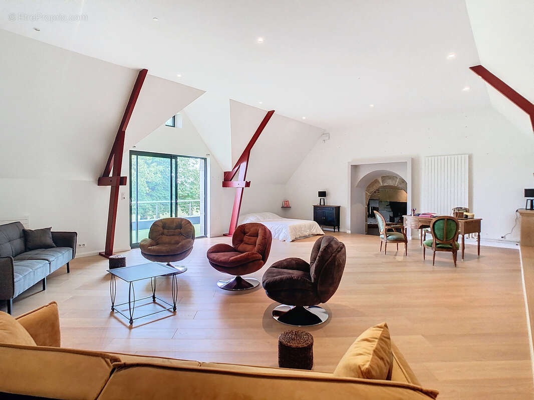 Maison à SAINT-SEVER-CALVADOS