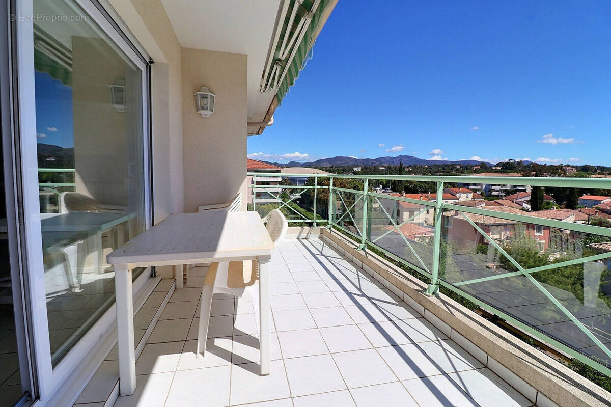 Appartement à SAINT-RAPHAEL