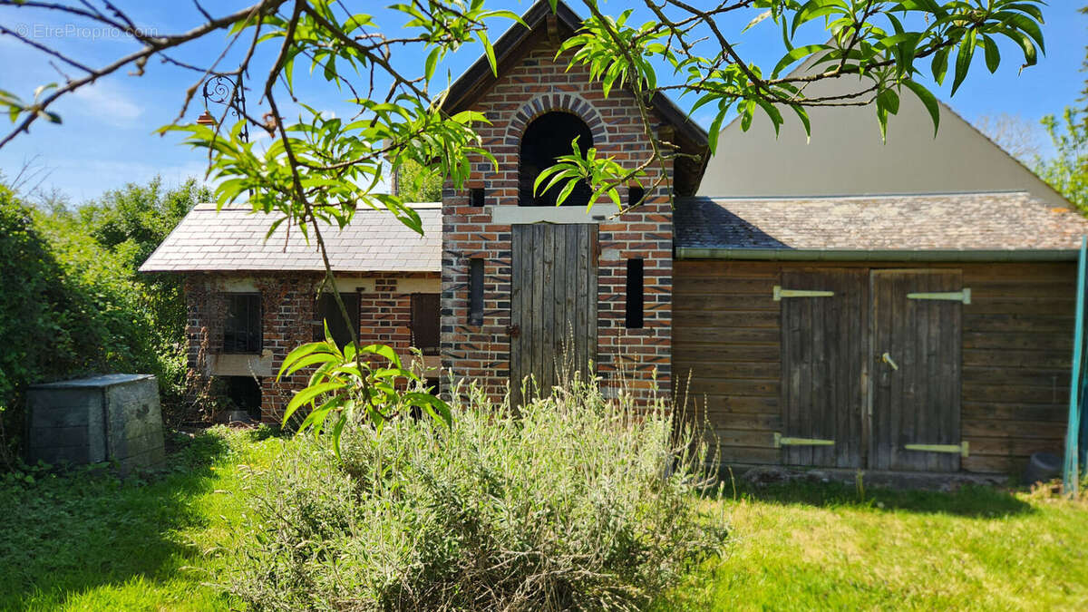 Maison à CHATEAUNEUF-EN-THYMERAIS
