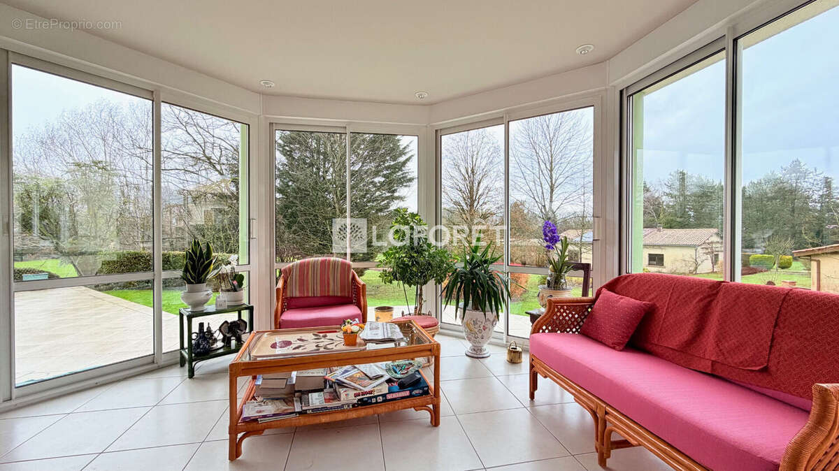 Maison à SAINTE-MENEHOULD