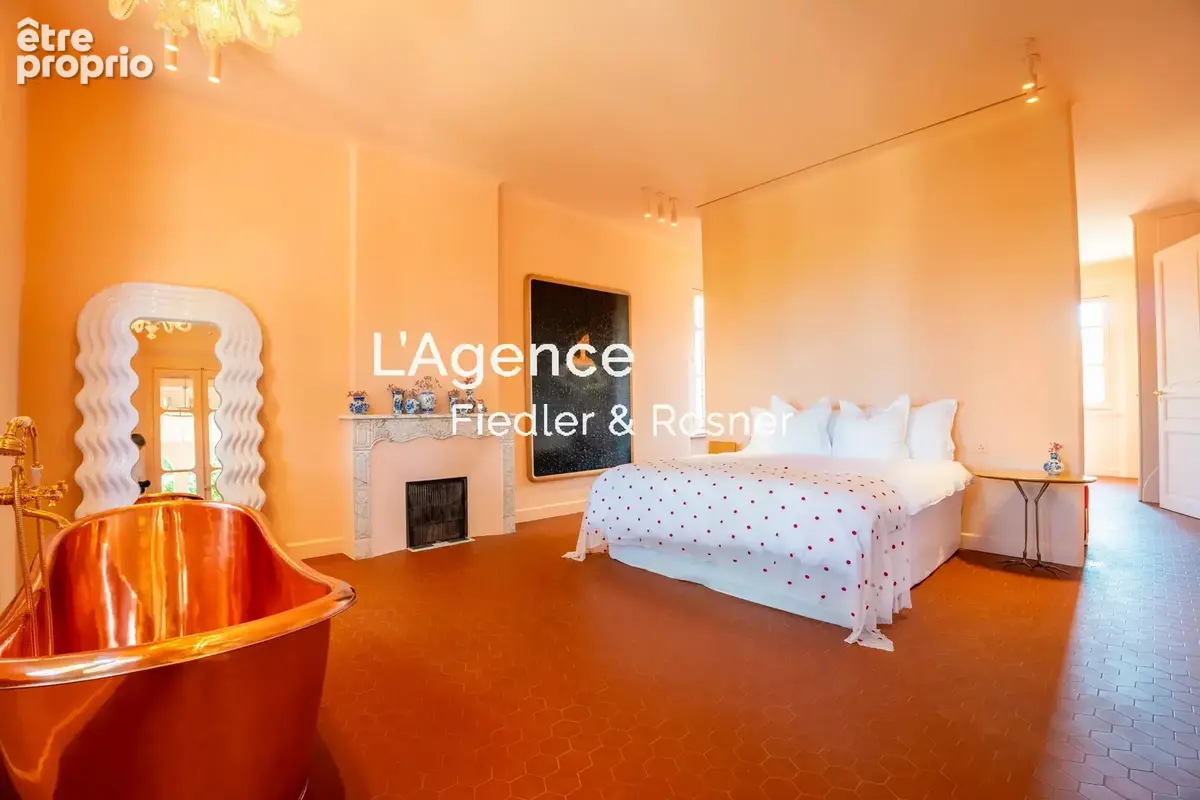 Ref 671 : saint-tropez centre - bastide entierement rénovée - photo 18