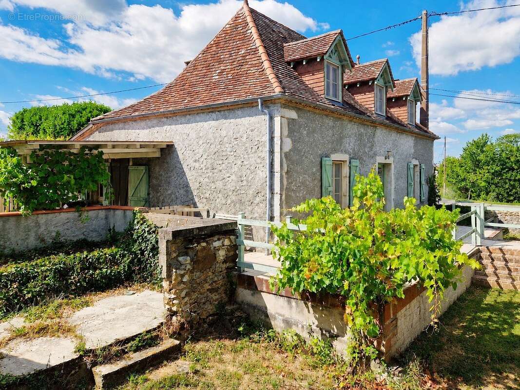 Maison familiale rénovée avec vue Pyrénées - photo 10