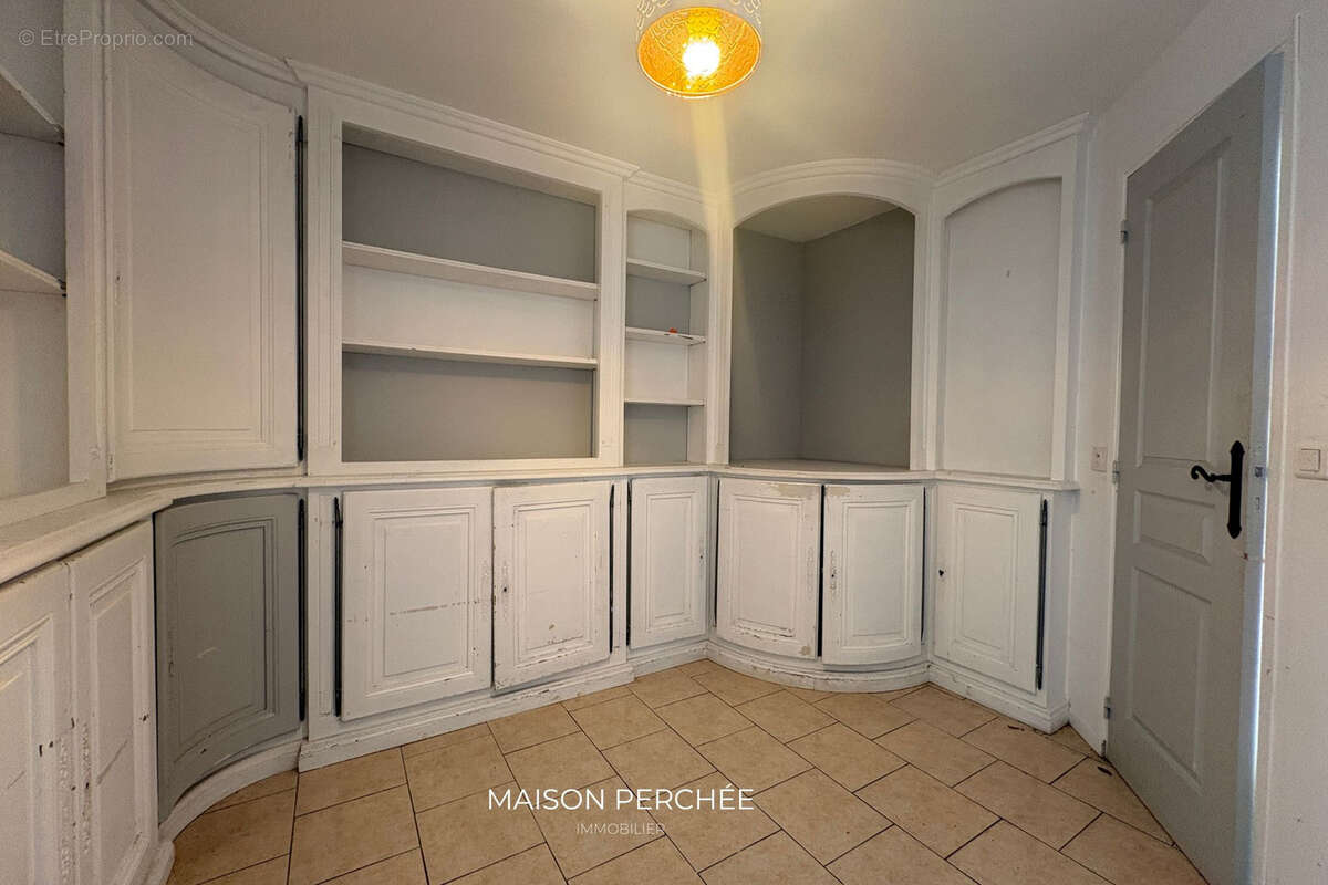 Maison à FIGANIERES