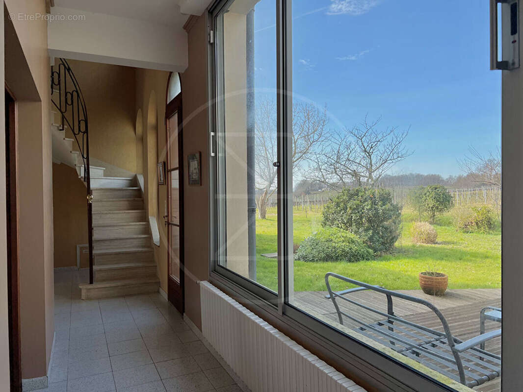 Maison à SAINT-EMILION