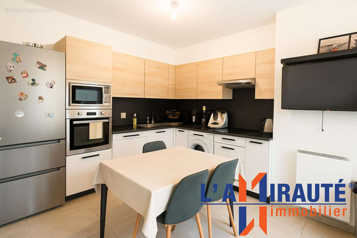 Appartement à SARTROUVILLE