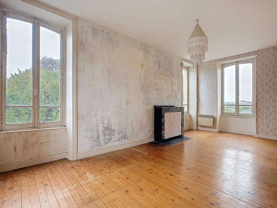 Maison à VILLERS-BOCAGE